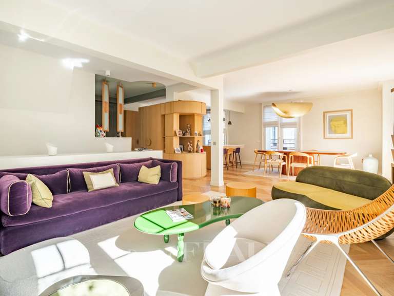 Appartement Paris 16e - 5 chambres - 196m²
