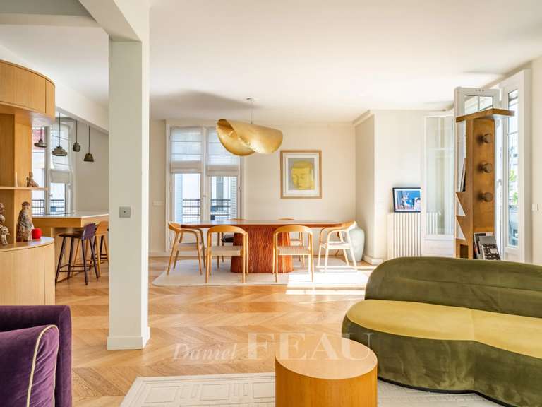 Appartement Paris 16e - 5 chambres - 196m²