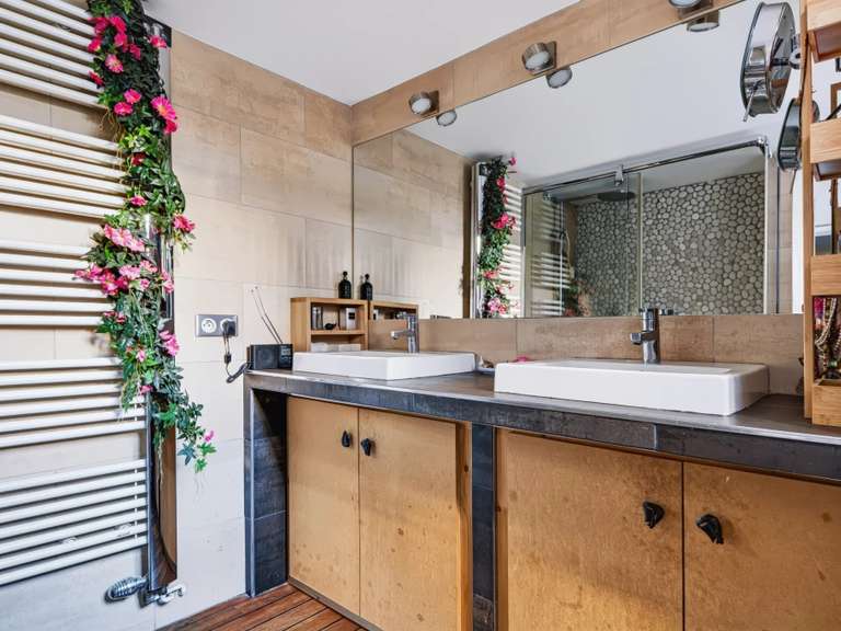 Appartement Paris 10e - 3 chambres - 148m²