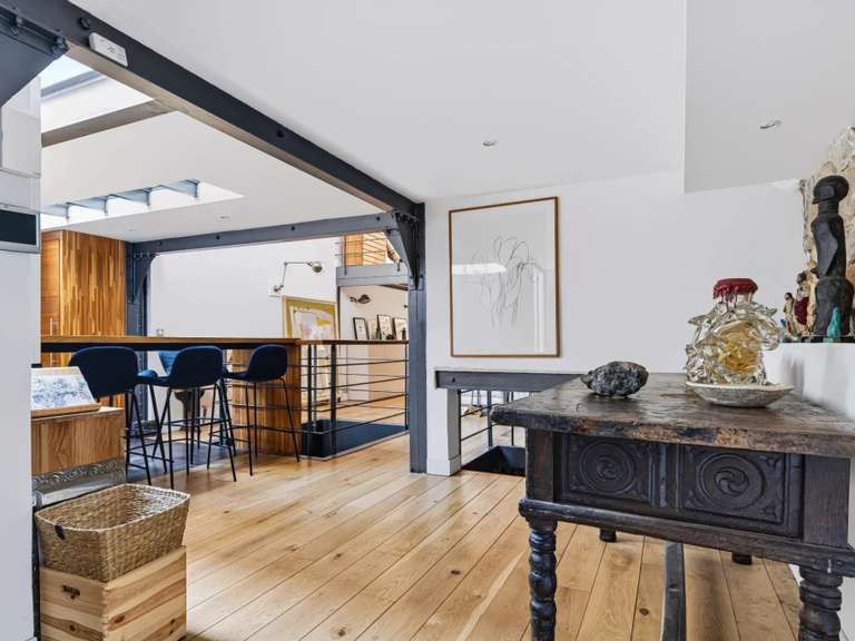 Appartement Paris 10e - 3 chambres - 148m²