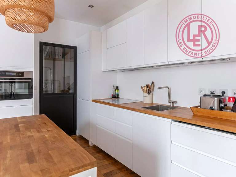 Appartement Paris 11e - 2 chambres - 70m²