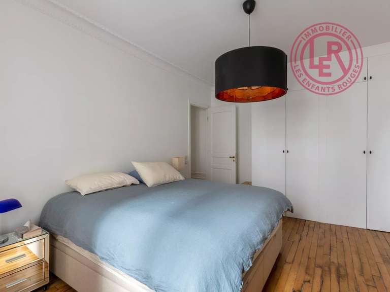 Appartement Paris 11e - 2 chambres - 70m²