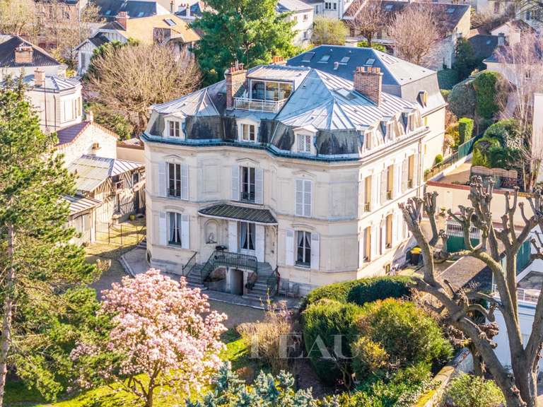Appartement Saint-Germain-en-Laye - 3 chambres - 153m²