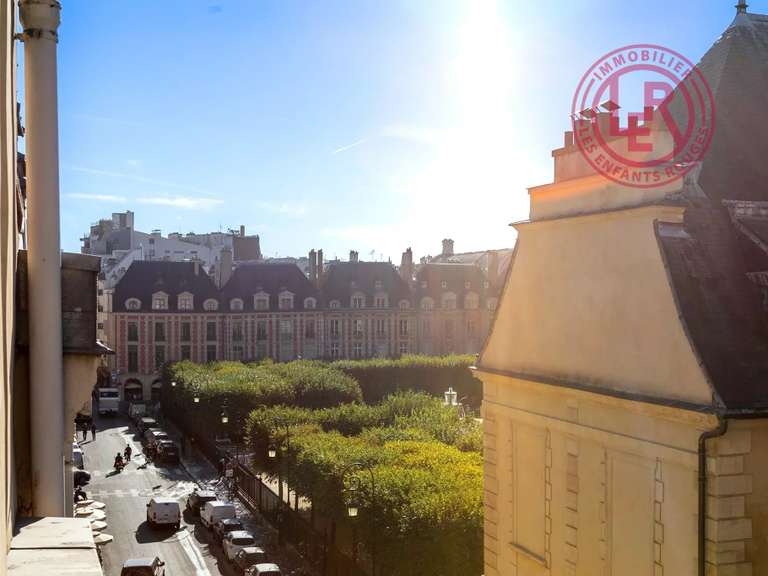 Appartement Paris 3e - 3 chambres - 120m²