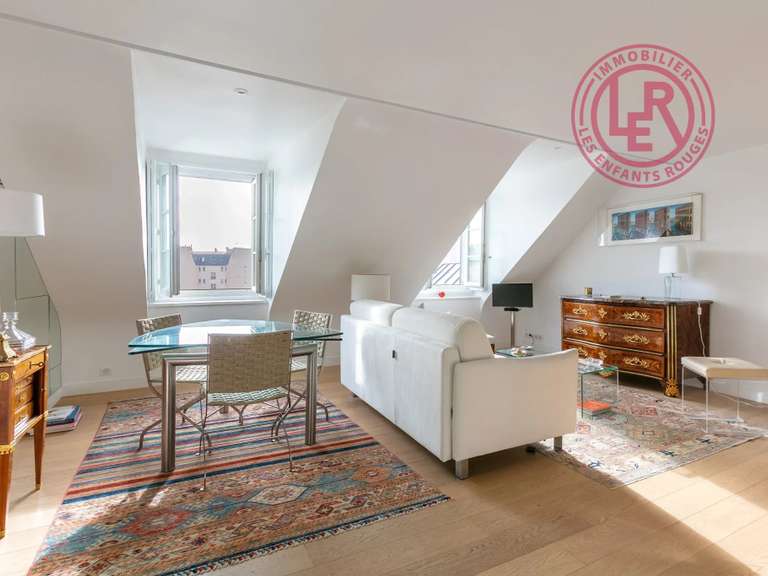 Appartement Paris 4e - 2 chambres - 47m²