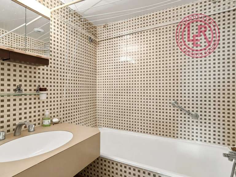 Appartement Paris 4e - 2 chambres - 101m²
