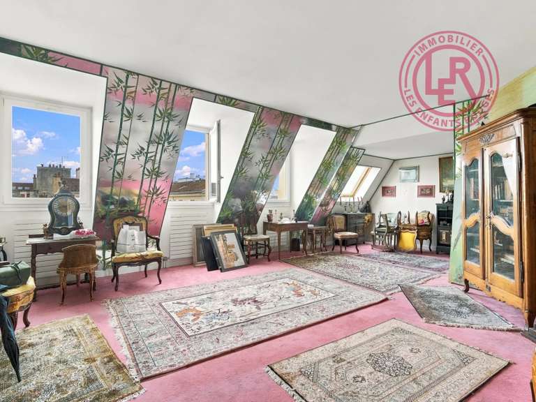 Appartement Paris 4e - 2 chambres - 101m²