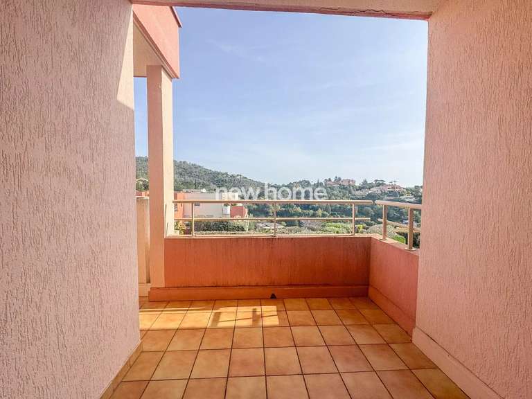 Appartement Mandelieu-la-Napoule - 2 chambres - 75m²