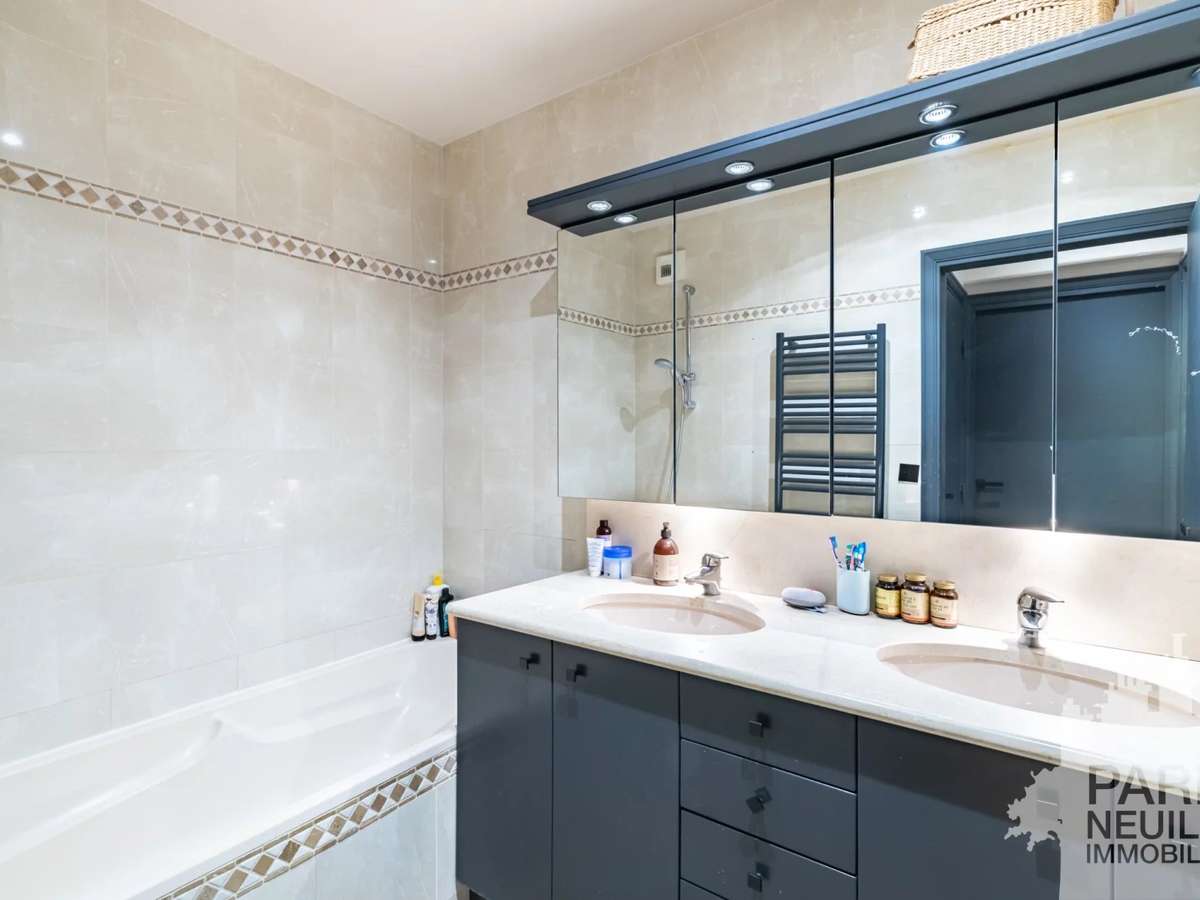 Apartment Paris 17e