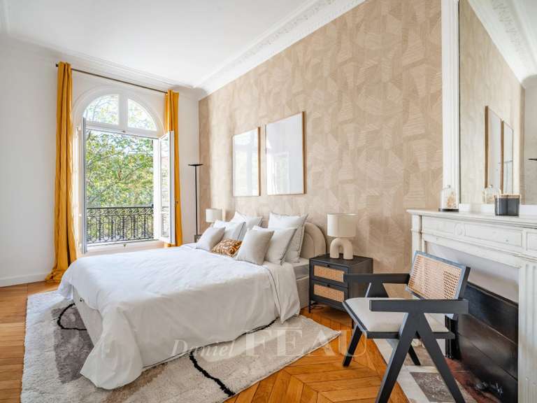 Appartement Paris 7e - 5 chambres - 308m²