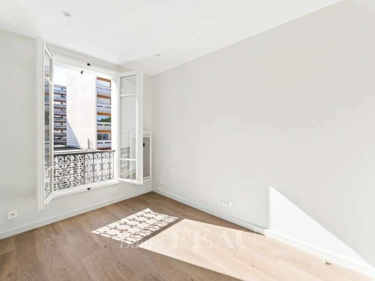 Appartement Paris 11e - 3 chambres - 80m²