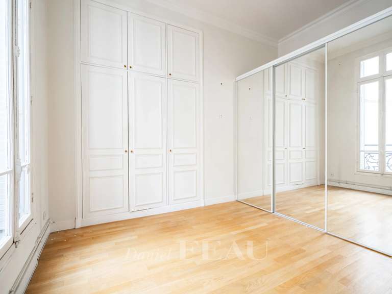 Appartement Paris 16e - 6 chambres - 375m²