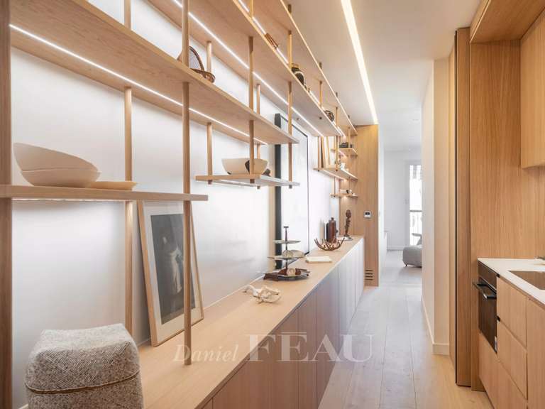 Appartement Paris 8e - 1 chambre - 80m²