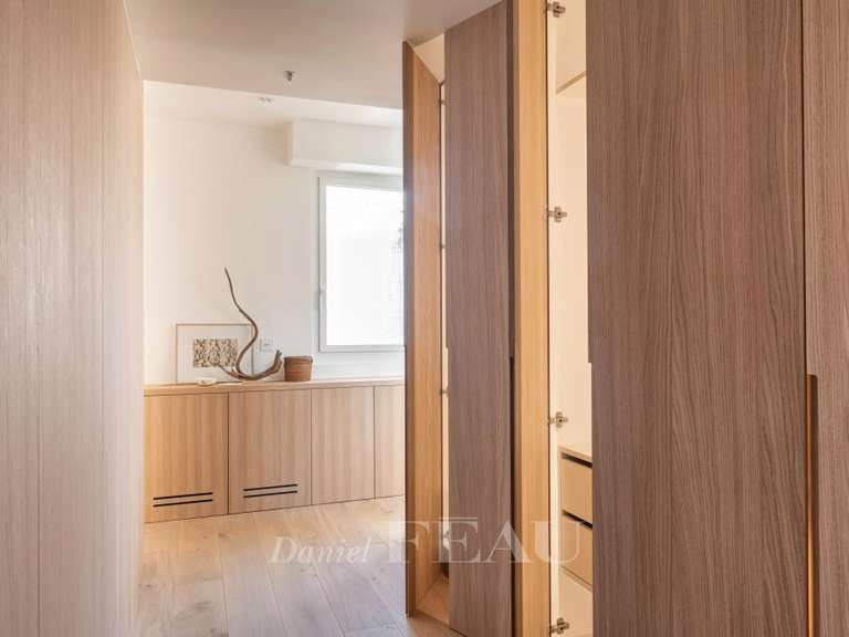 Appartement Paris 8e - 1 chambre - 80m²