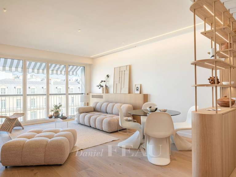 Appartement Paris 8e - 1 chambre - 80m²
