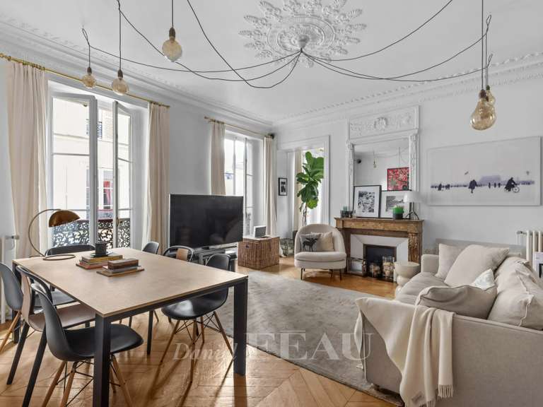 Appartement Paris 8e - 2 chambres - 123m²