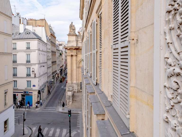 Appartement Paris 1er - 1 chambre - 47m²