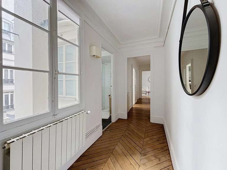 Appartement Paris 8e - 2 chambres - 78m²