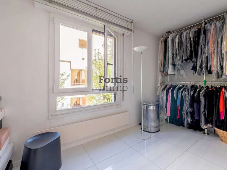 Appartement Paris 20e - 3 chambres - 105m²