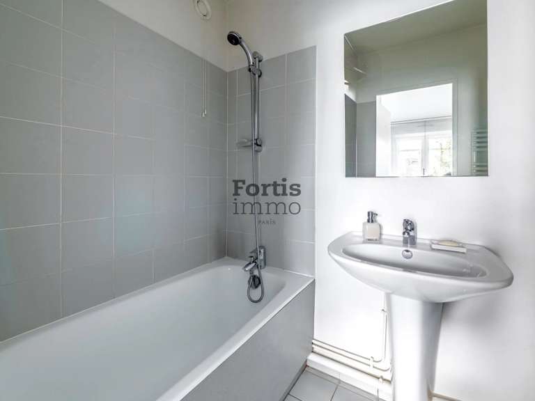 Appartement Paris 20e - 3 chambres - 105m²