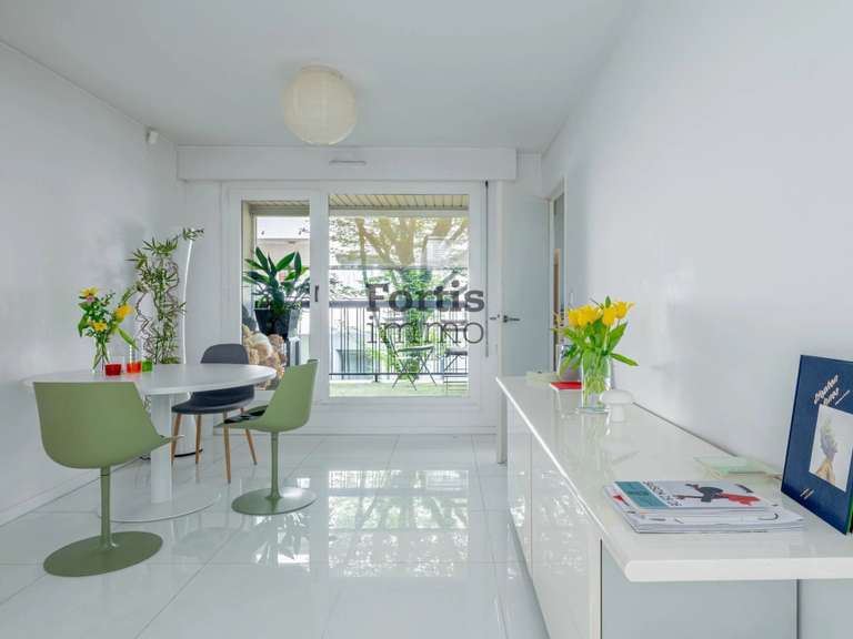 Appartement Paris 20e - 3 chambres - 105m²