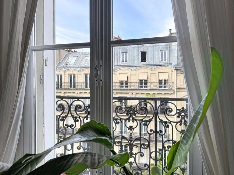 Appartement Paris 3e - 2 chambres - 74m²