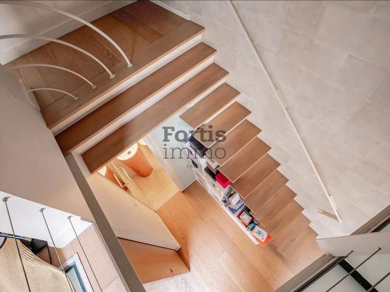 Appartement Paris 1er - 2 chambres - 99m²