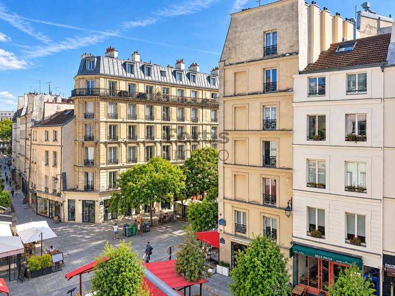Appartement Paris 1er - 2 chambres - 99m²