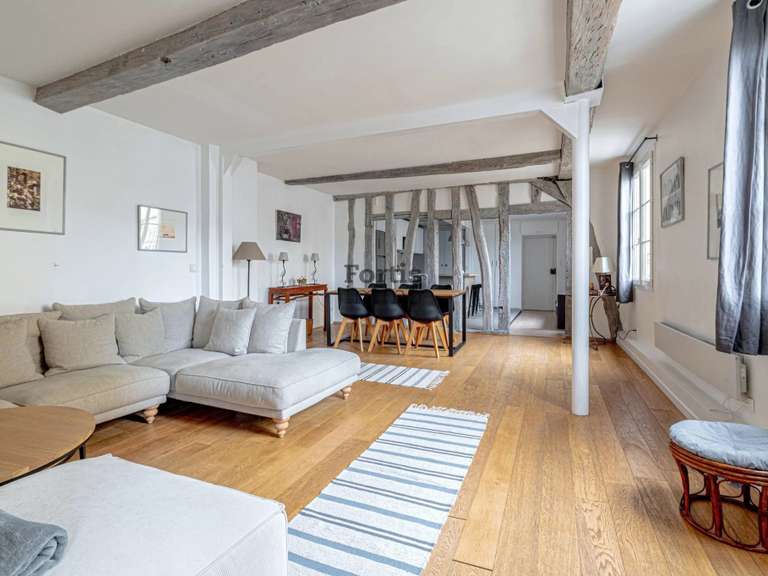 Appartement Paris 3e - 77m²
