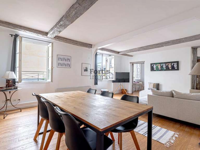 Appartement Paris 3e - 77m²