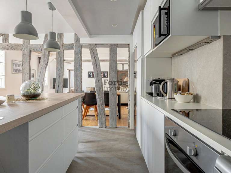 Appartement Paris 3e - 77m²