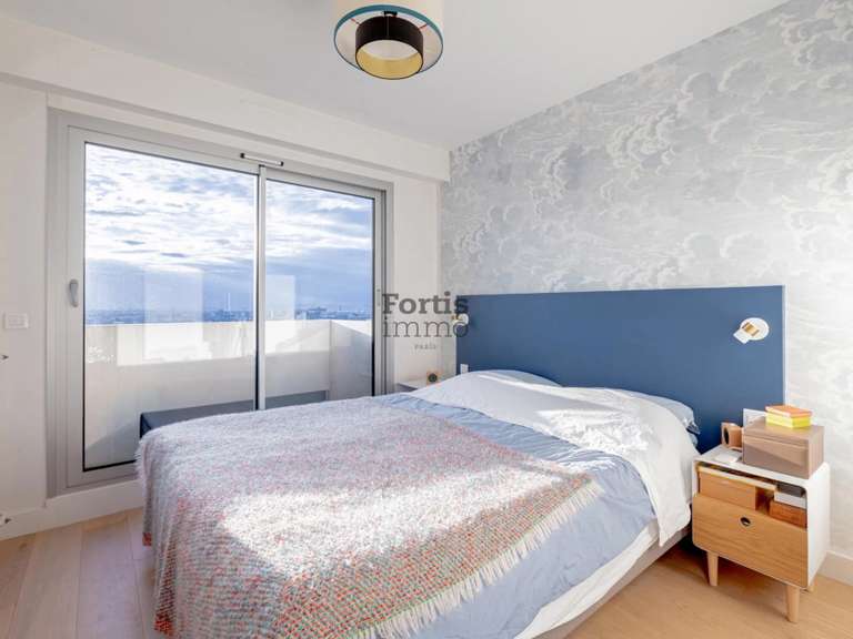 Appartement Paris 18e - 91m²