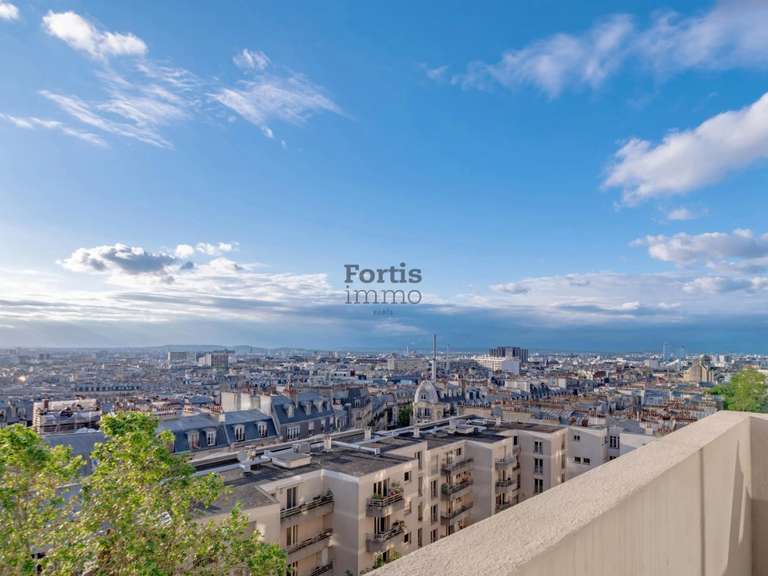 Appartement Paris 18e - 91m²