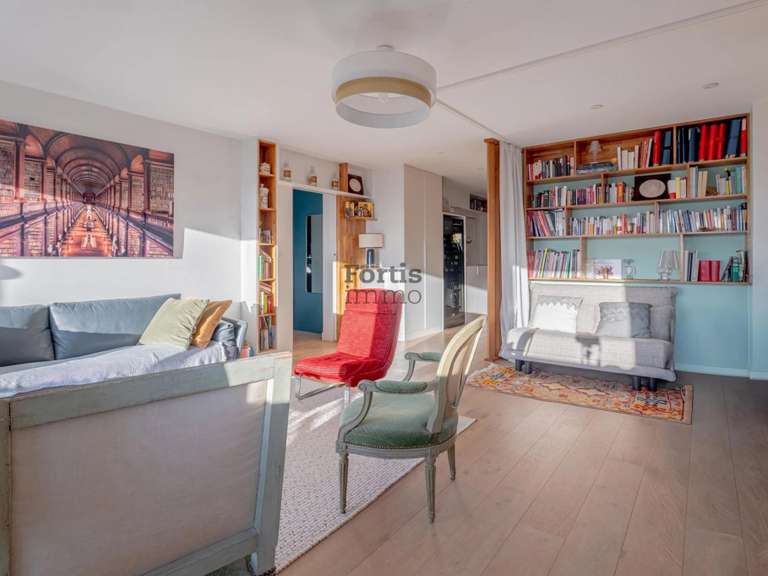 Appartement Paris 18e - 91m²