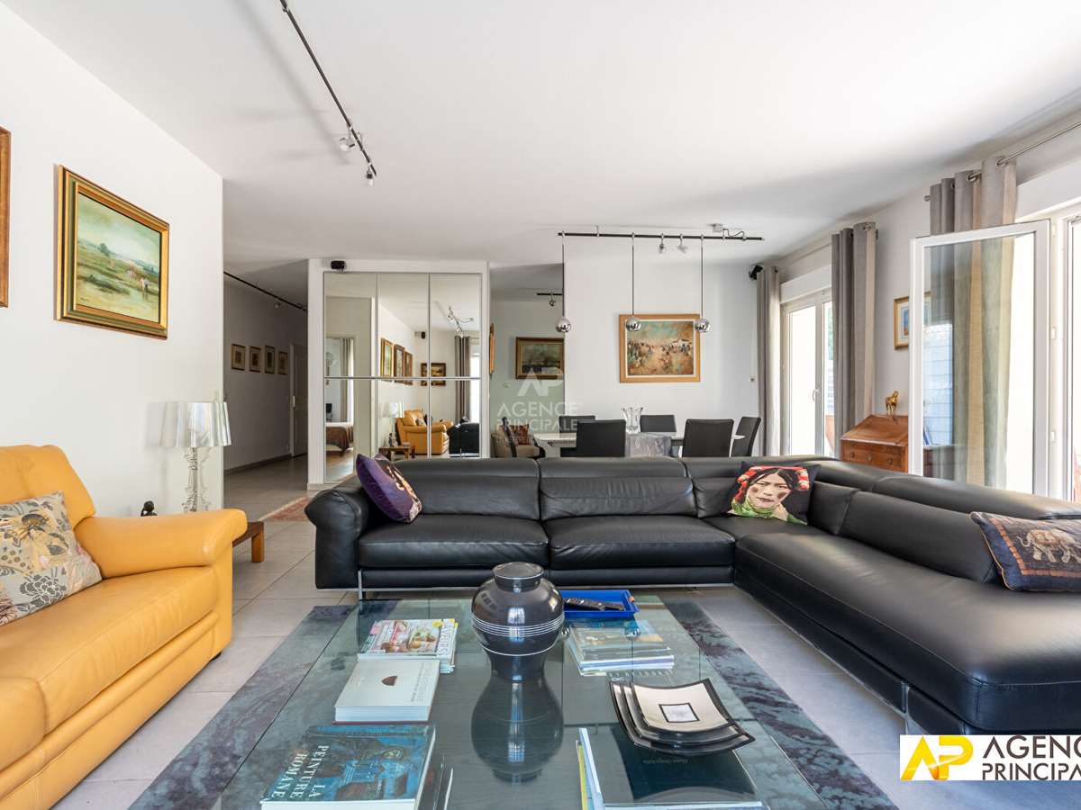 Apartment Maisons-Laffitte
