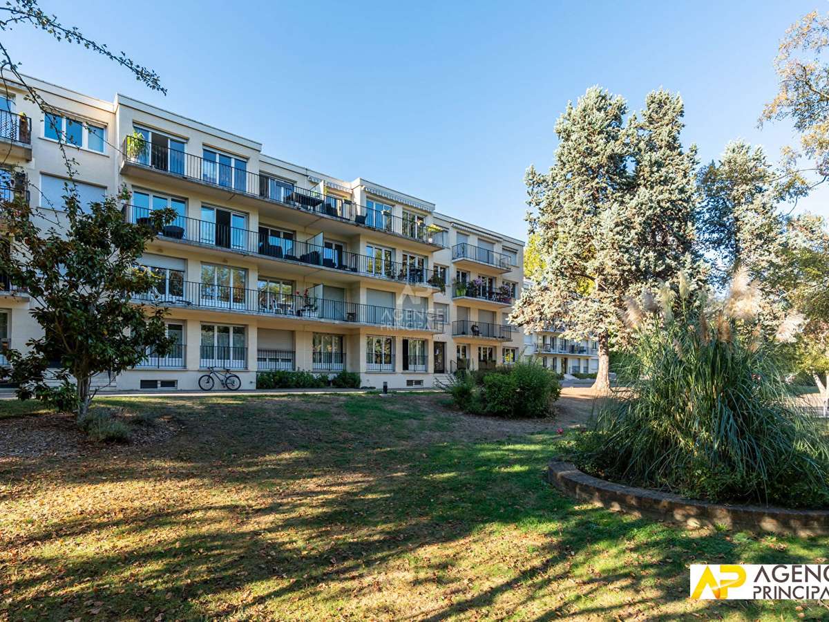 Apartment Maisons-Laffitte