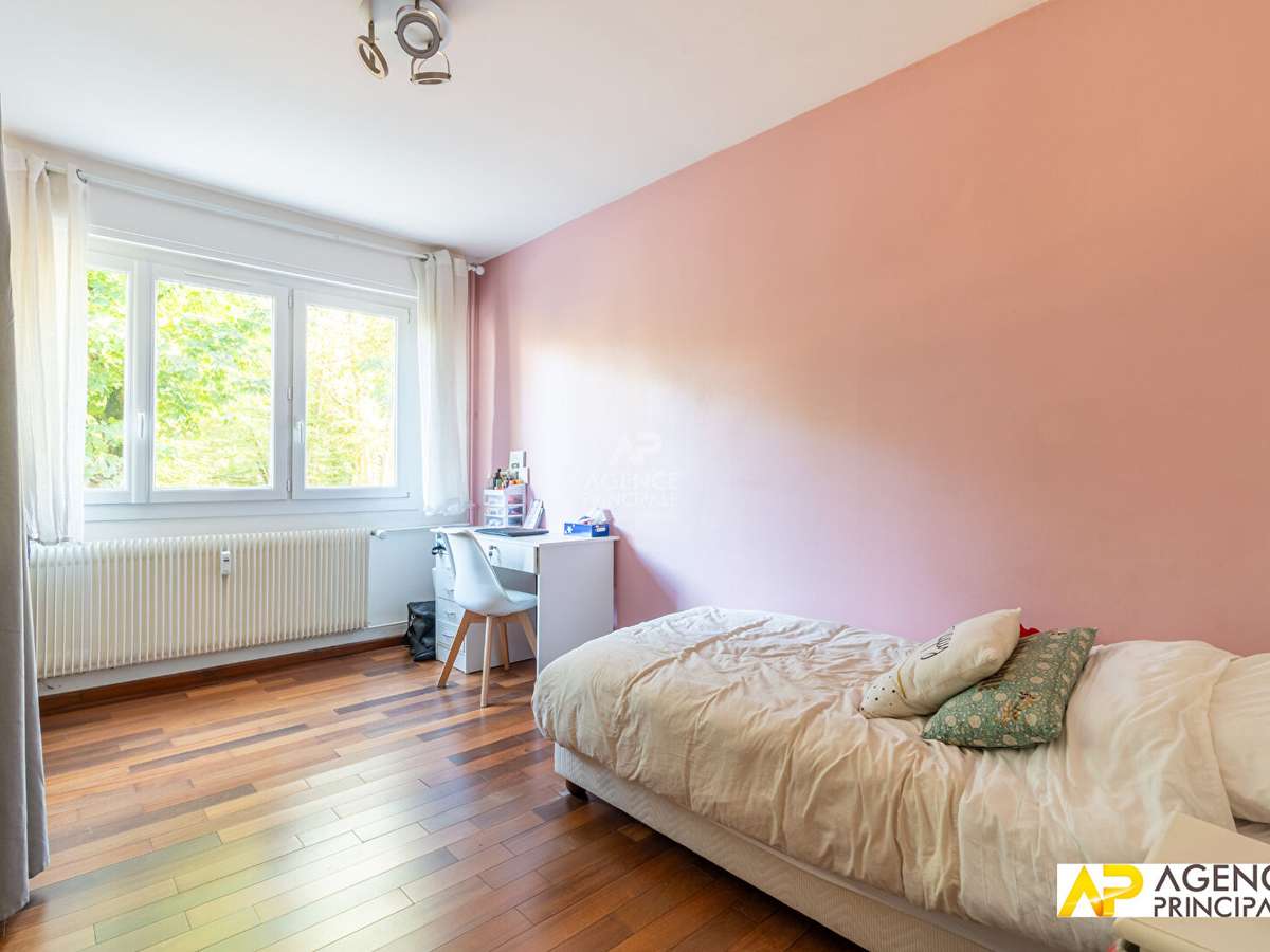 Apartment Maisons-Laffitte