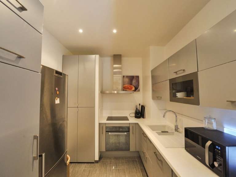 Appartement Marseille 6e - 2 chambres - 72m²