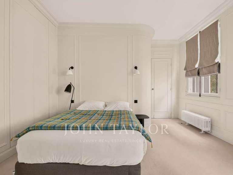 Appartement Paris 7e - 4 chambres - 197m²