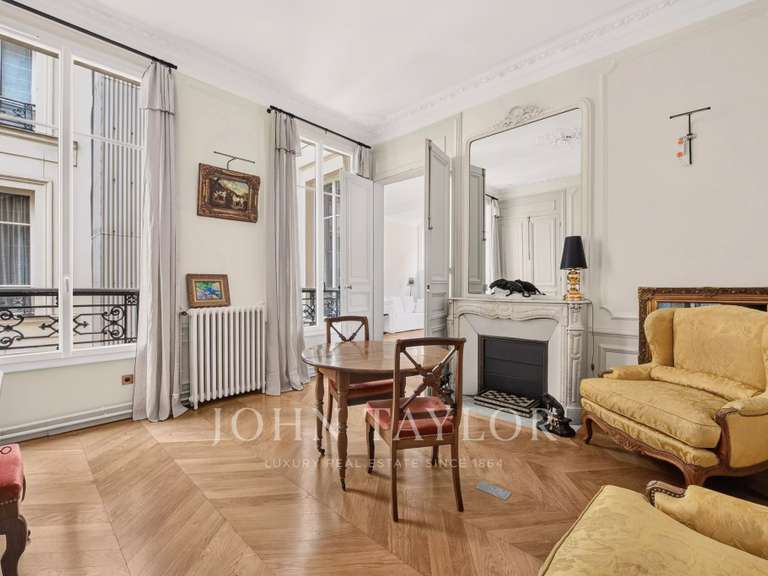 Appartement Paris 7e - 2 chambres - 89m²