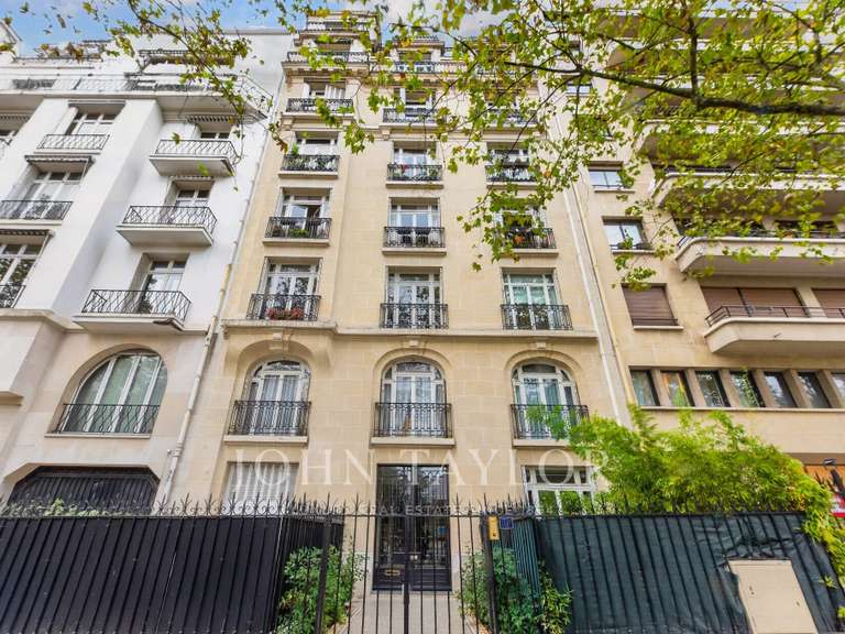 Appartement Paris 16e - 4 chambres - 164m²