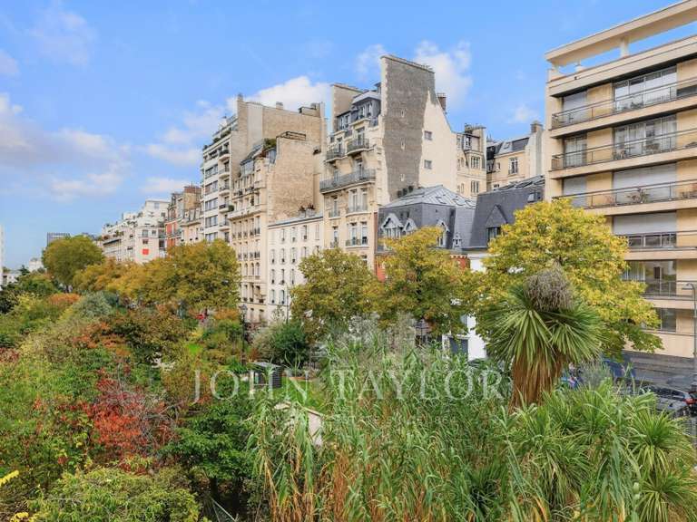 Appartement Paris 16e - 4 chambres - 164m²