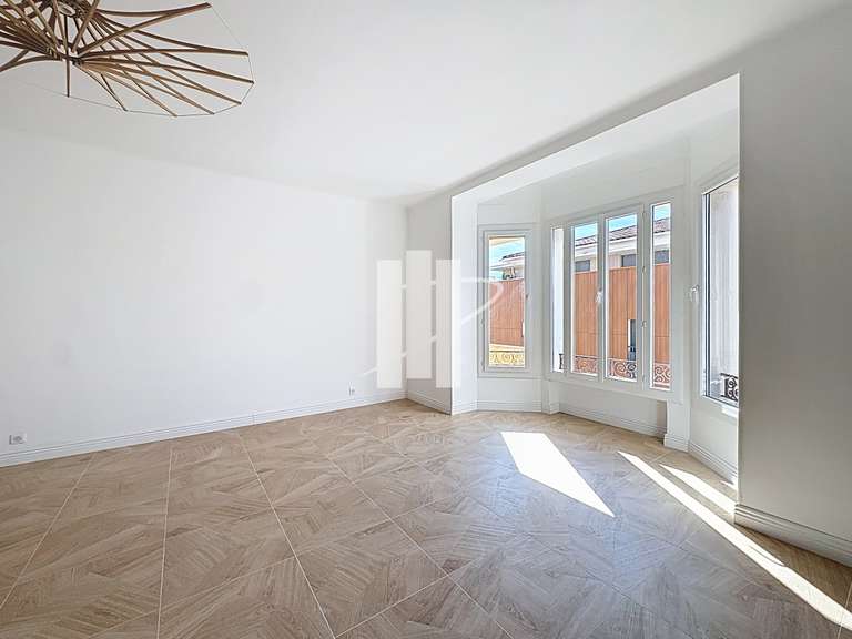 Apartment Saint-Raphaël - 2 bedrooms - 95m²
