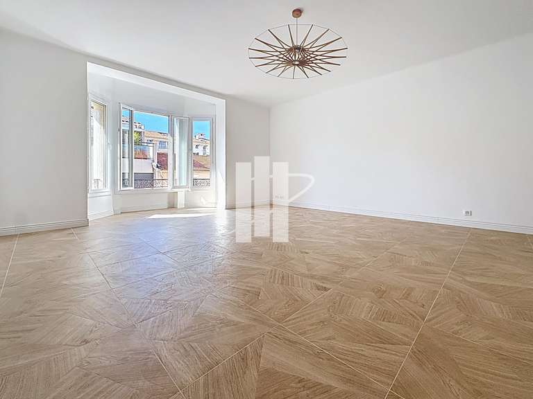 Apartment Saint-Raphaël - 2 bedrooms - 95m²