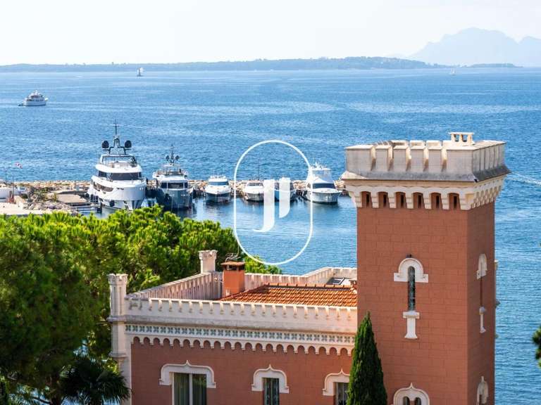 Appartement avec Vue sur mer Cap-d-antibes - 3 chambres - 106m²