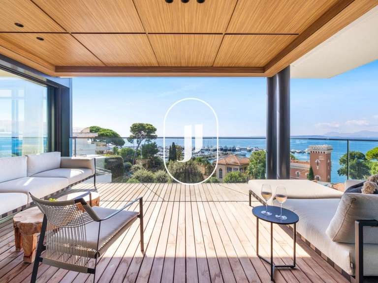 Appartement avec Vue sur mer Cap-d-antibes - 3 chambres - 106m²