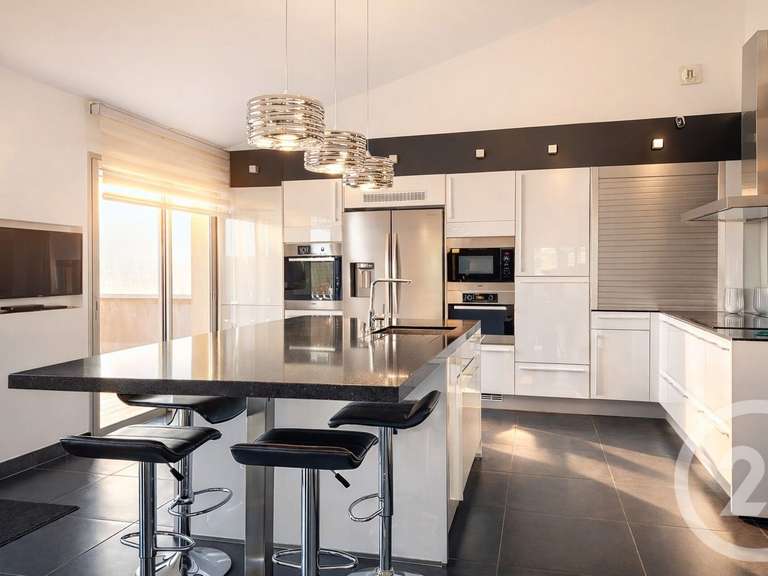 Appartement Porto-Vecchio - 3 chambres - 139m²