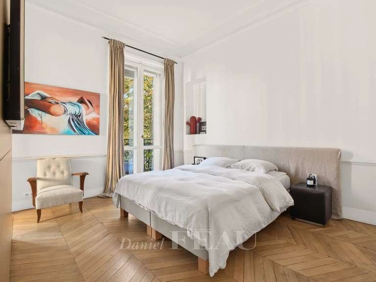 Appartement Paris 17e - 4 chambres - 183m²