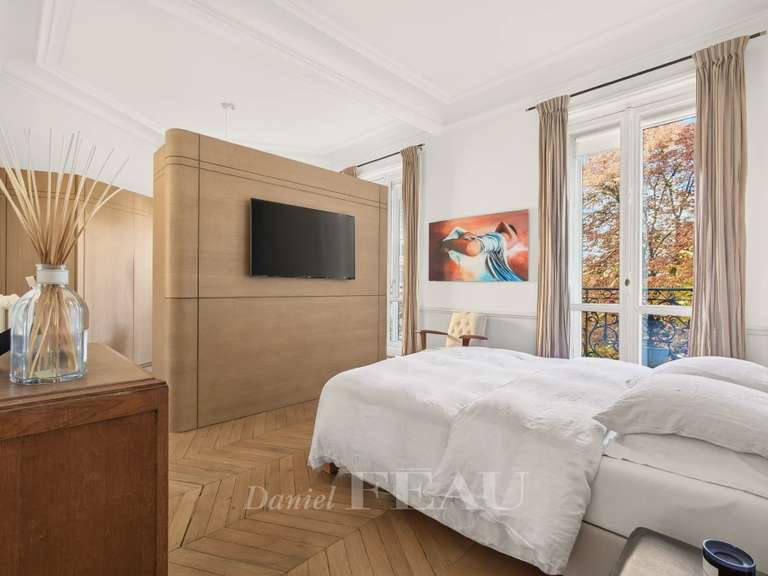 Appartement Paris 17e - 4 chambres - 183m²