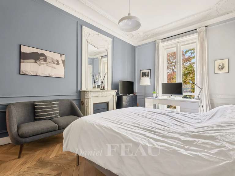 Appartement Paris 17e - 4 chambres - 183m²